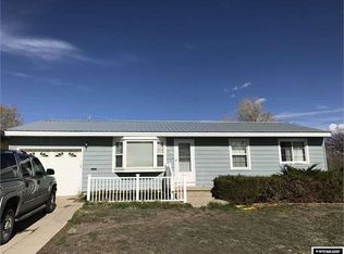 1305 Weaver St, Rawlins, WY 82301
