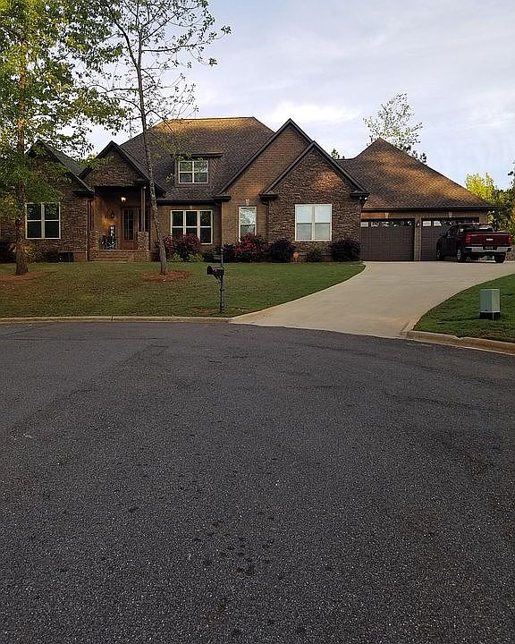 2nd image of 22563 Bluebird Cir