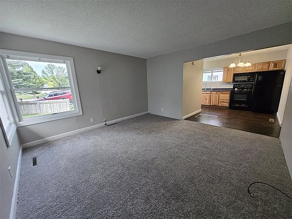 3rd image of 4911 7th Ave N