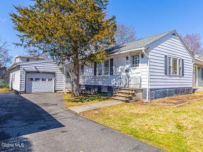 22 Vista Avenue, Latham, NY, 12110