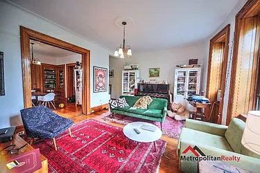 Rented by Metropolitan Realty