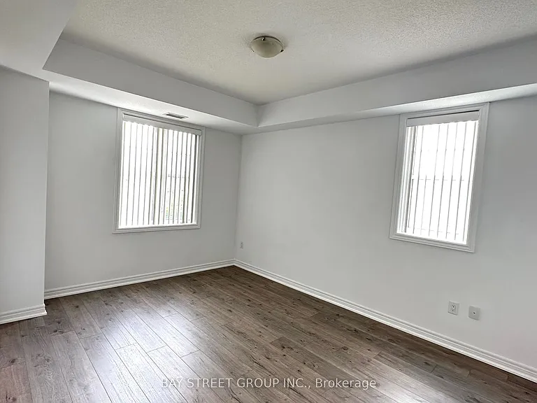 2333 Sawgrass Dr #305 — Photo 7
