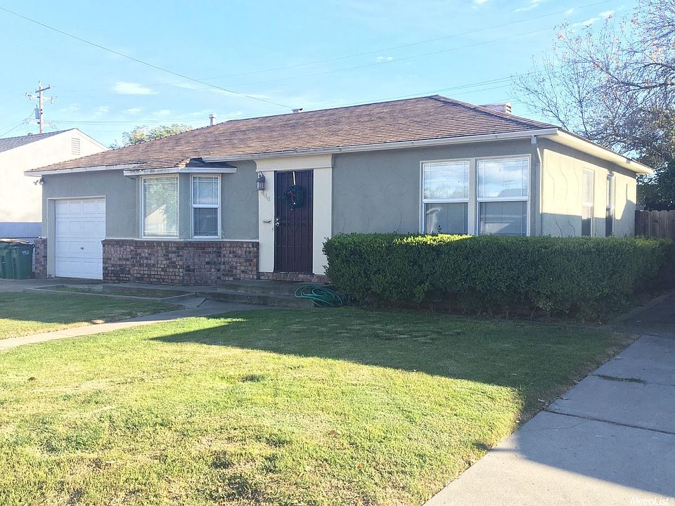 1st image of 444 E Downs St