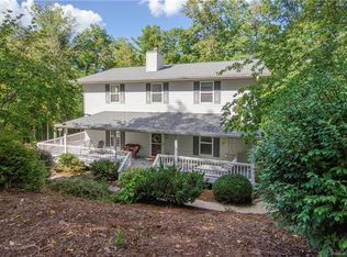 159 Skyview Cir, Asheville, NC 28804