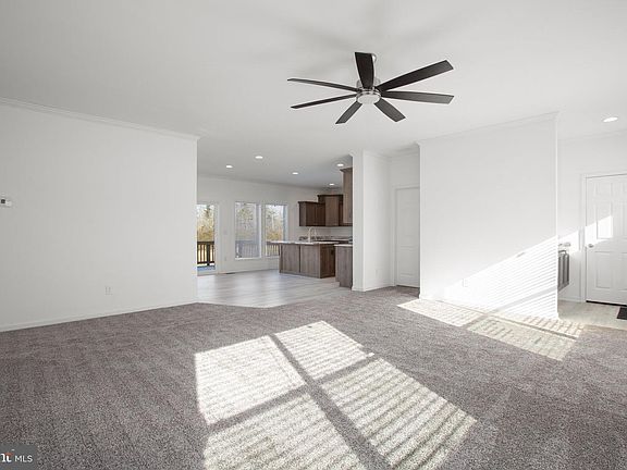4th image of 1005 Levi Rd