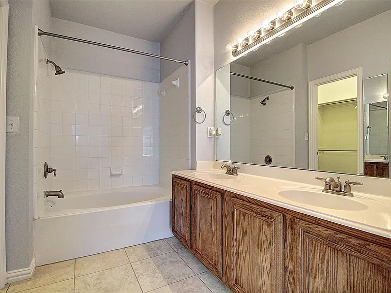 8017 Caladium Dr — Photo 7