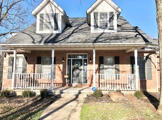 413 Silver Creek Rd, Farmington, MO 63640