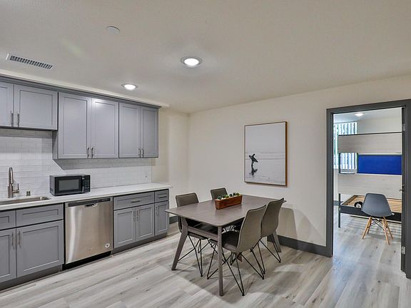 3rd image of 3431 S Catalina St Lot 1
