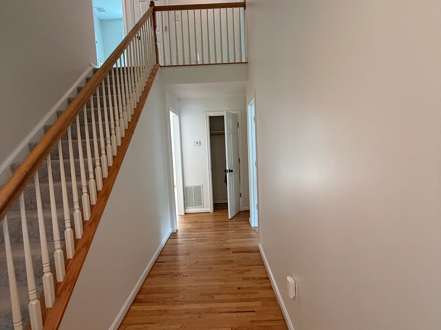 3 bed, 1654 sqft, $3,850 — Photo 2