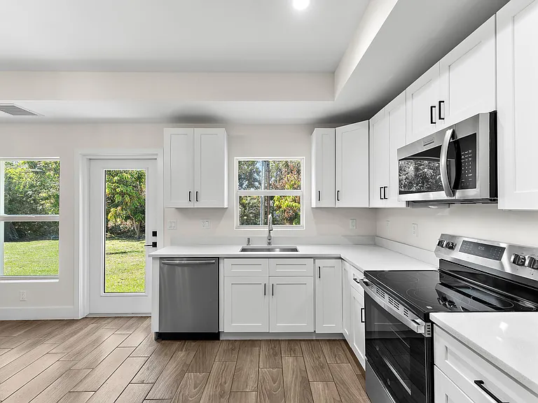 3003 SE Fairmont St — Photo 13