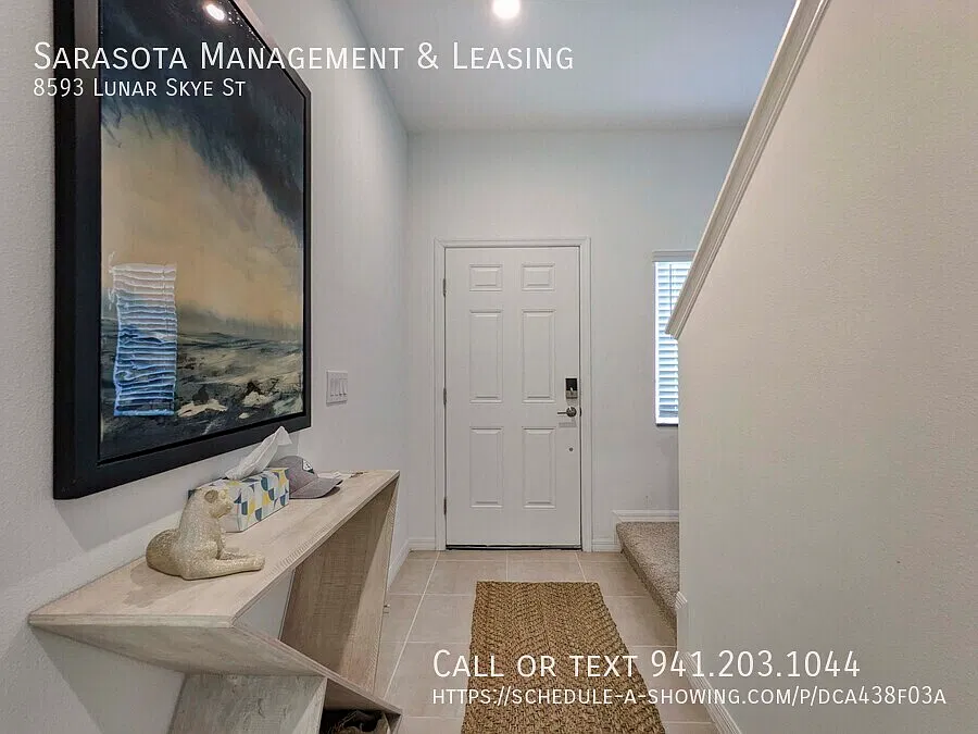 2-Story 3 Bed, 2.5 Bath End-Unit Townhome in Skye Ranch! — Photo 4