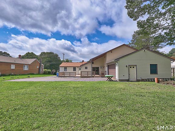 2nd image of 232 Lakeside Boulevard East