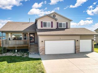 657 Airway Ct, Box Elder, SD 57719