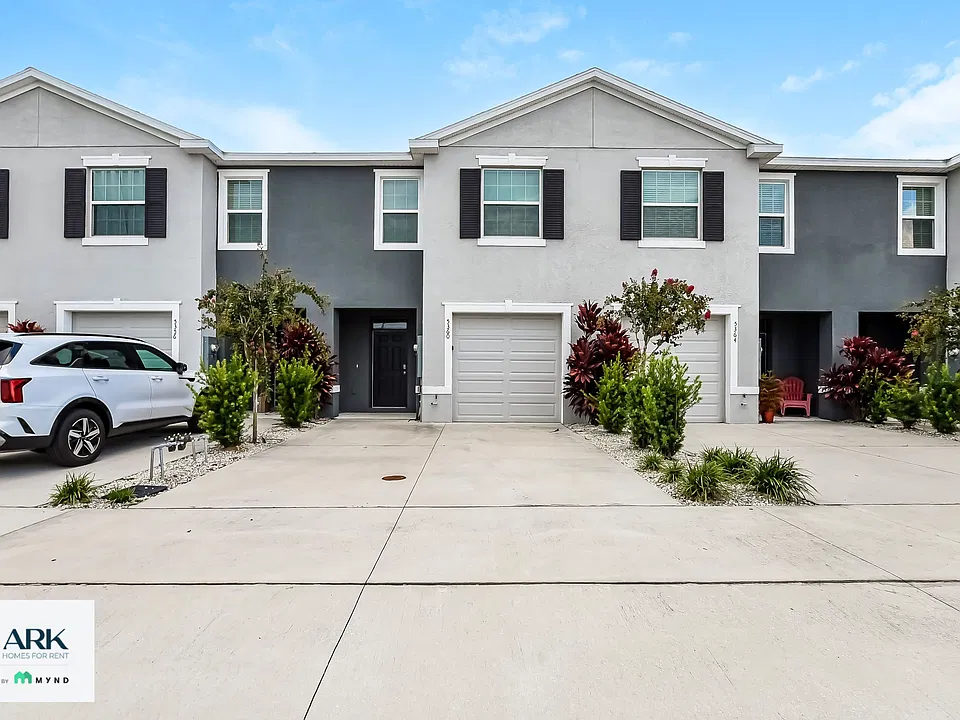5360 Dragonfly Dr