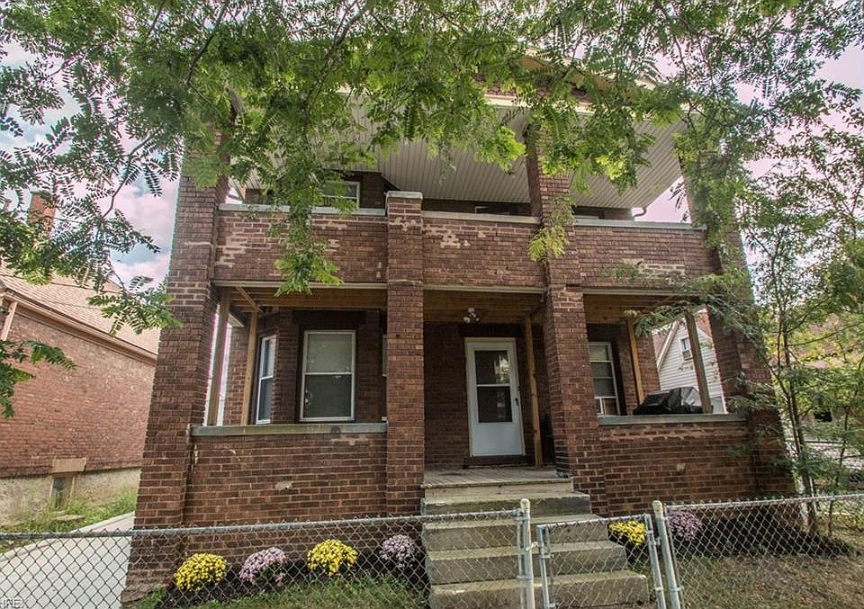 1st image of 2095 Halstead Ave