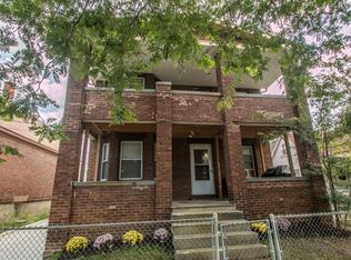 2095 Halstead Ave, Lakewood, OH