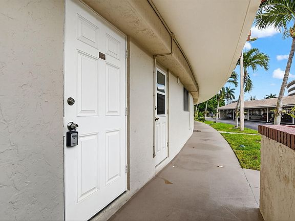 3rd image of 1319 E Hillsboro Boulevard #110