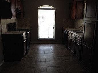 3rd image of 1425 NW 126th St #2014