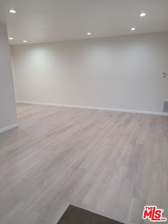 1st image of 1132 S Oakhurst Dr APT 2