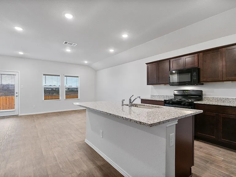 133 Whipporwill Ln — Photo 5