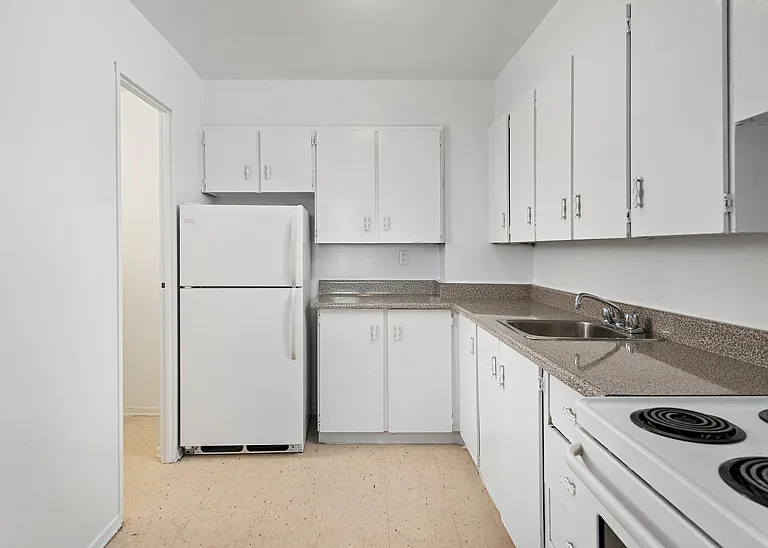 10 Macey Ave — Photo 20