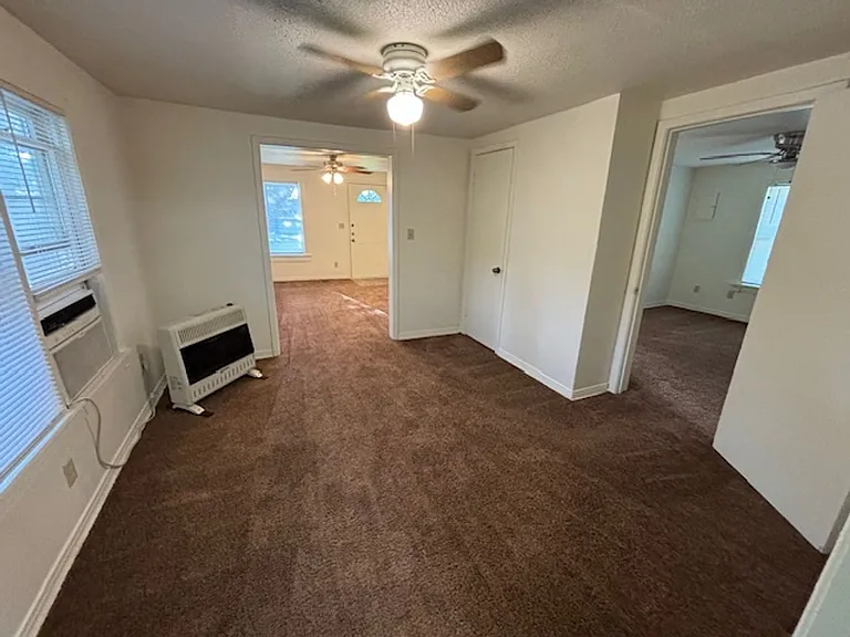 2816 Putnam St — Photo 6