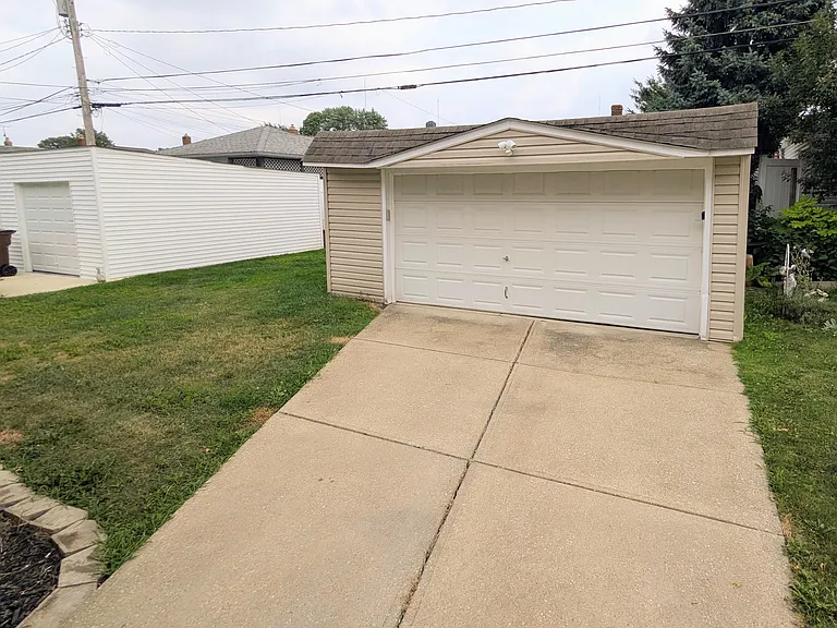 3207 Wellington Ave — Photo 20