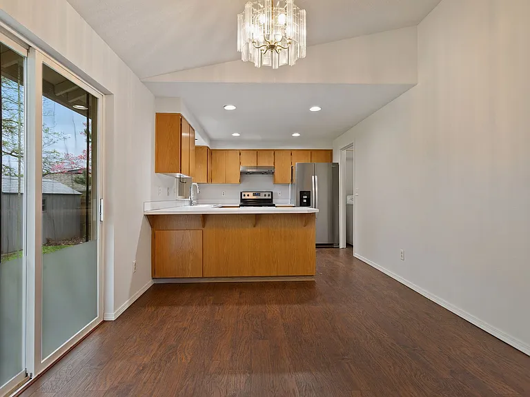 5240 SE 63rd Ave — Photo 28