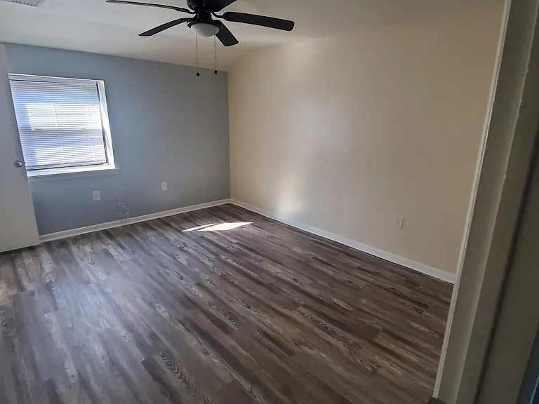2240 Cedar St #3 — Photo 6