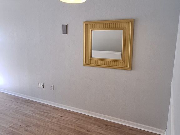 4th image of 3004 Bonfire Beach Dr APT 205