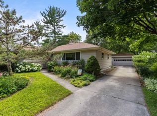 1321 S Alicia Dr, Appleton, WI 54914