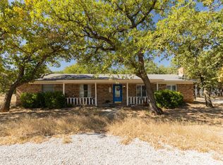 180 County Road 3561, Paradise, TX 76073