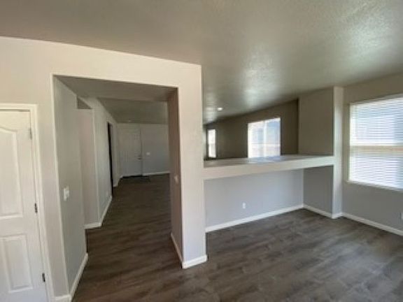 4th image of 1654 Notting Hill Way