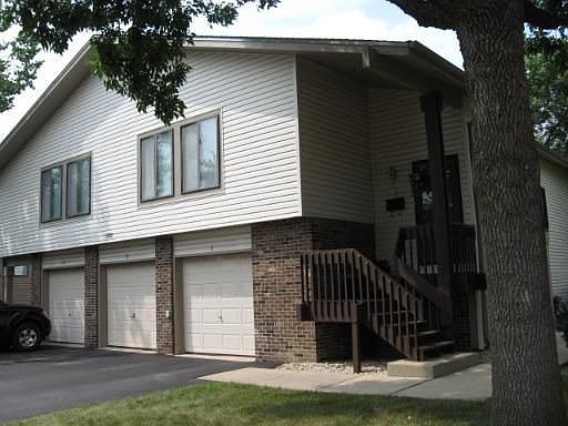 1st image of 1328 Kingsbury Dr Unit 3