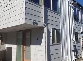 9244 35th Ave SW, Seattle, WA 98126