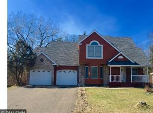 2185 Kenwood Ct N, Maplewood, MN 55117