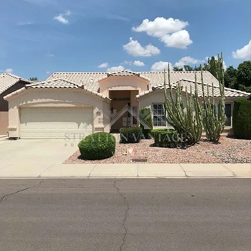 6714 W Wahalla Ln Photo 1