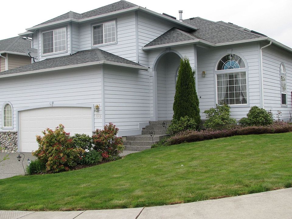 4 bdrm/2.5 bath