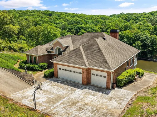 1001 Blackberry Ridge Rd, Lenoir City, TN 37772