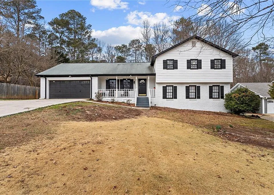 1515 Ridge Forest Ln