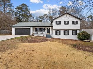 1515 Ridge Forest Ln, Grayson, GA 30017