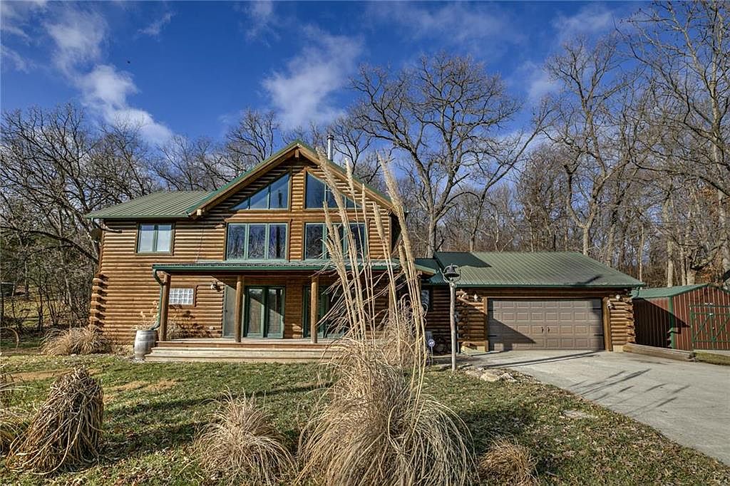 15226 Lake Shore Dr, Crystal Lakes, MO 64024 Zillow