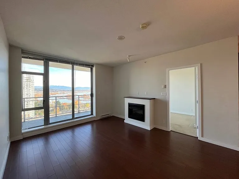 280 Ross Dr — Photo 11