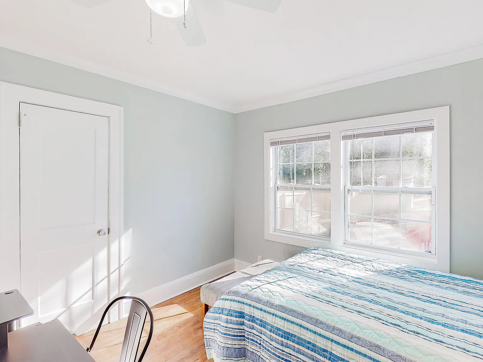4 bed, 2.0 bath, 1812 sqft, $706 — Photo 2