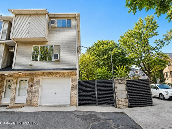 300 Alter Ave, Staten Island, NY 10305