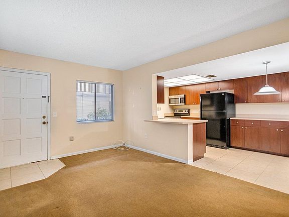 5th image of 125 5th Ave NE APT 110