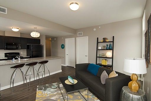 5th image of 1415 Wealthy St SE APT 311