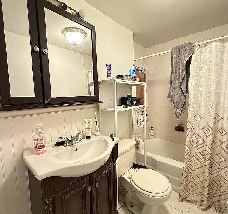 1st image of 1866 Commonwealth Ave #5B