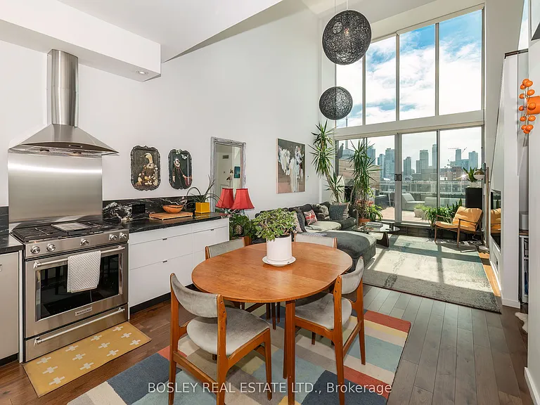 160 Baldwin St #614 — Photo 12