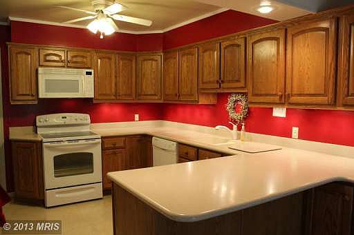4th image of 24588 Greenview Dr